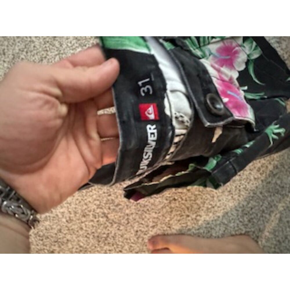 Quick Silver Shorts - image 3